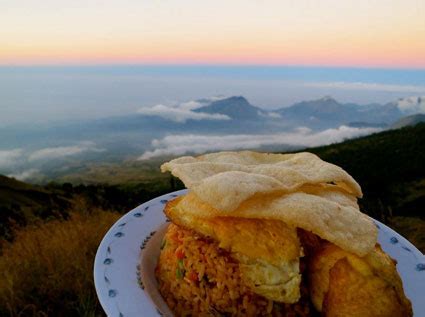 Foto Makanan di Penginapan di Gunung Rinjani